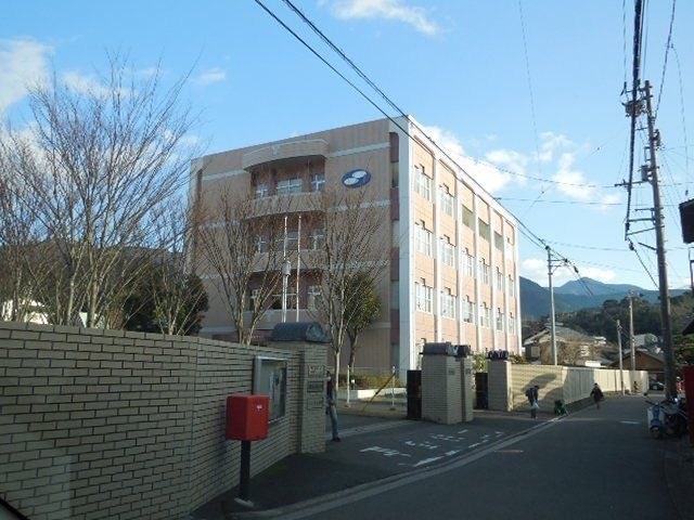 宇和島看護専門学校