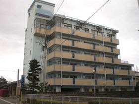 唐津市新興町の外観