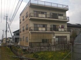 コーポ稲浦の外観