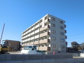 都城市年見町の外観