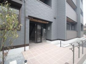 東広島市西条上市町の外観