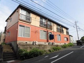 写真：コーポ徳富の外観