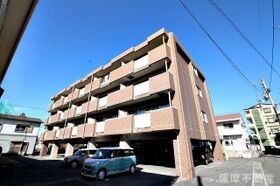 ル・モンド交成の外観