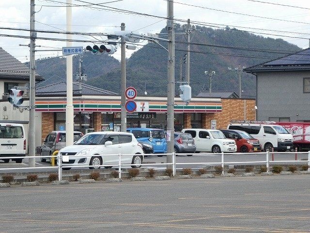 セブンイレブン福島八島田店