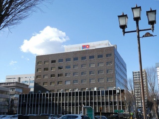 写真:東邦銀行本店