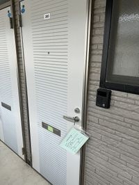 玄関前通路