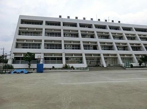足立区立六月中学校