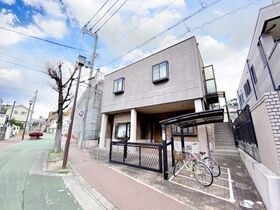 インターコートの外観