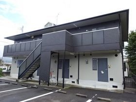 スポーツパークサイド薫松の外観