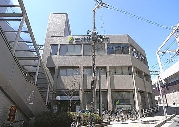 写真：三井住友銀行寝屋川支店