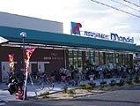 万代八雲店