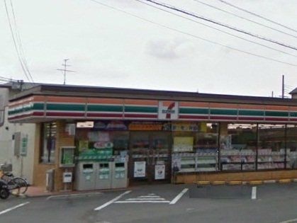 セブンイレブン寝屋川高宮店