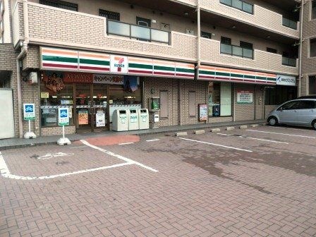 セブンイレブン寝屋川田井店