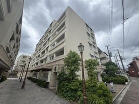 マリアルドの外観