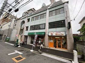 門真市野里町の外観