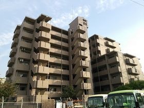 デイグラン鶴見EASTの外観