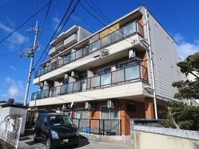 ローヤルハイツ石原の外観