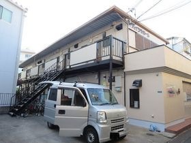 ハイツラポールの外観