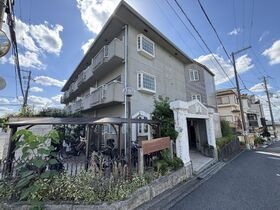 エレガントライフの外観