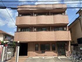 ランドロード・トミオの外観