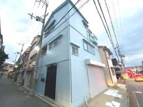 門真市三ツ島６丁目の外観