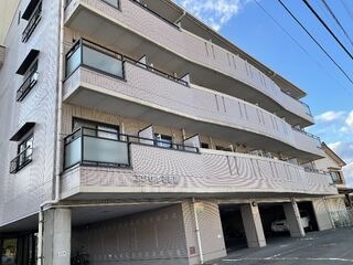 写真：西予市宇和町卯之町２丁目の外観
