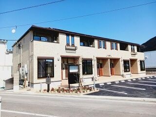 写真:西予市宇和町上松葉の外観