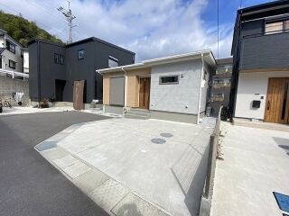 写真：高知市神田の外観