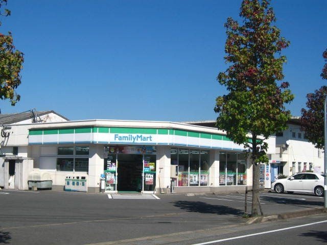 ファミリーマート伊万里立花店