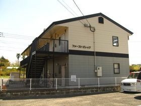 ファーストビレッジの外観