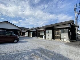 川内薬師神平屋の外観