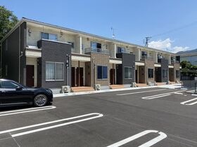 シャルマン 宇和島の外観