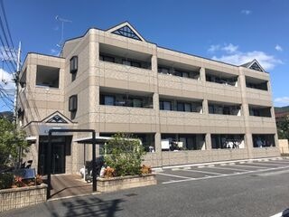 写真：CourtShoreの外観