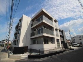 グランフィールド・イオの外観