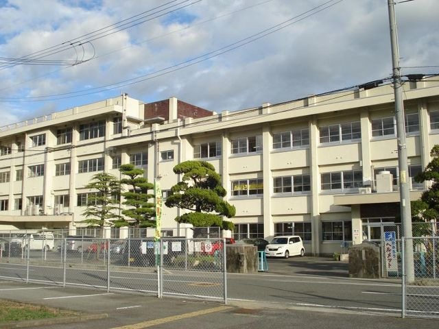 福山市立千年中学校