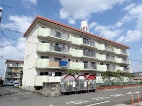 岡マンションの外観