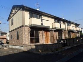 グランディス・エギ B棟の外観