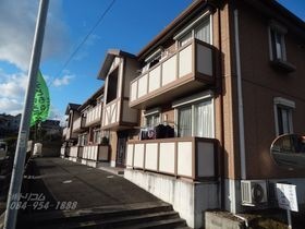 ヴィレッジ中陣B棟の外観
