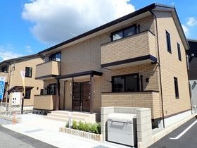 サンブライト春日 A棟の外観