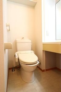 シャワー付トイレ