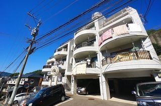 写真：長崎市坂本１丁目の外観
