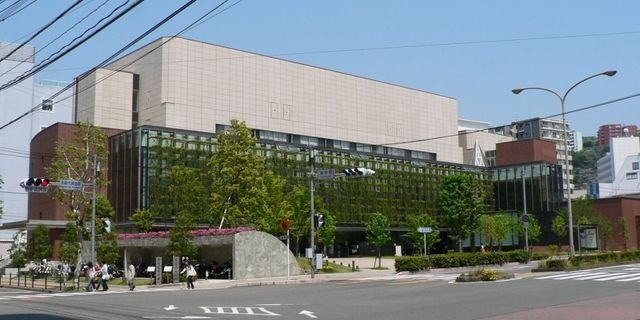 長崎市立図書館