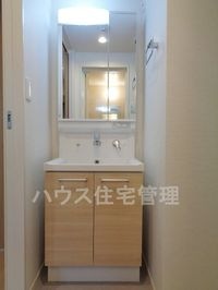 洗髪洗面化粧台
