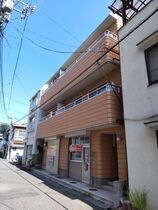 関谷ビルの外観