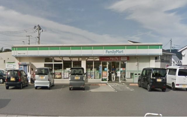 写真：ファミリーマート呉焼山バイパス店