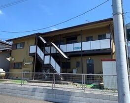 翠ハイツの外観