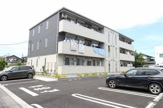 写真：グランジュネスの外観