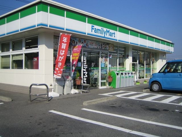 ファミリーマート