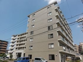 デミューズ木幡の外観