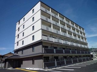 写真:ヴェルデストーリアⅡの外観